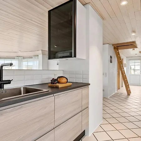 4 Bedroom Amazing In Feriehus *