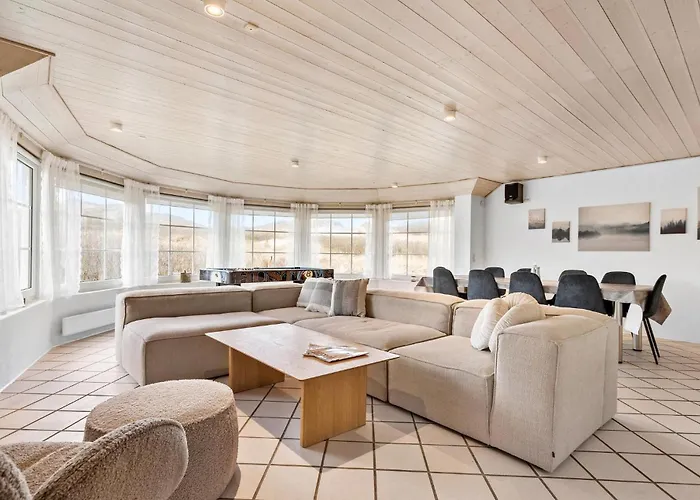 4 Bedroom Amazing In *